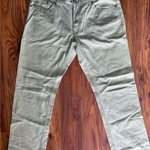 Gasoline Glamour Slim Straight Pants in Sage Green
